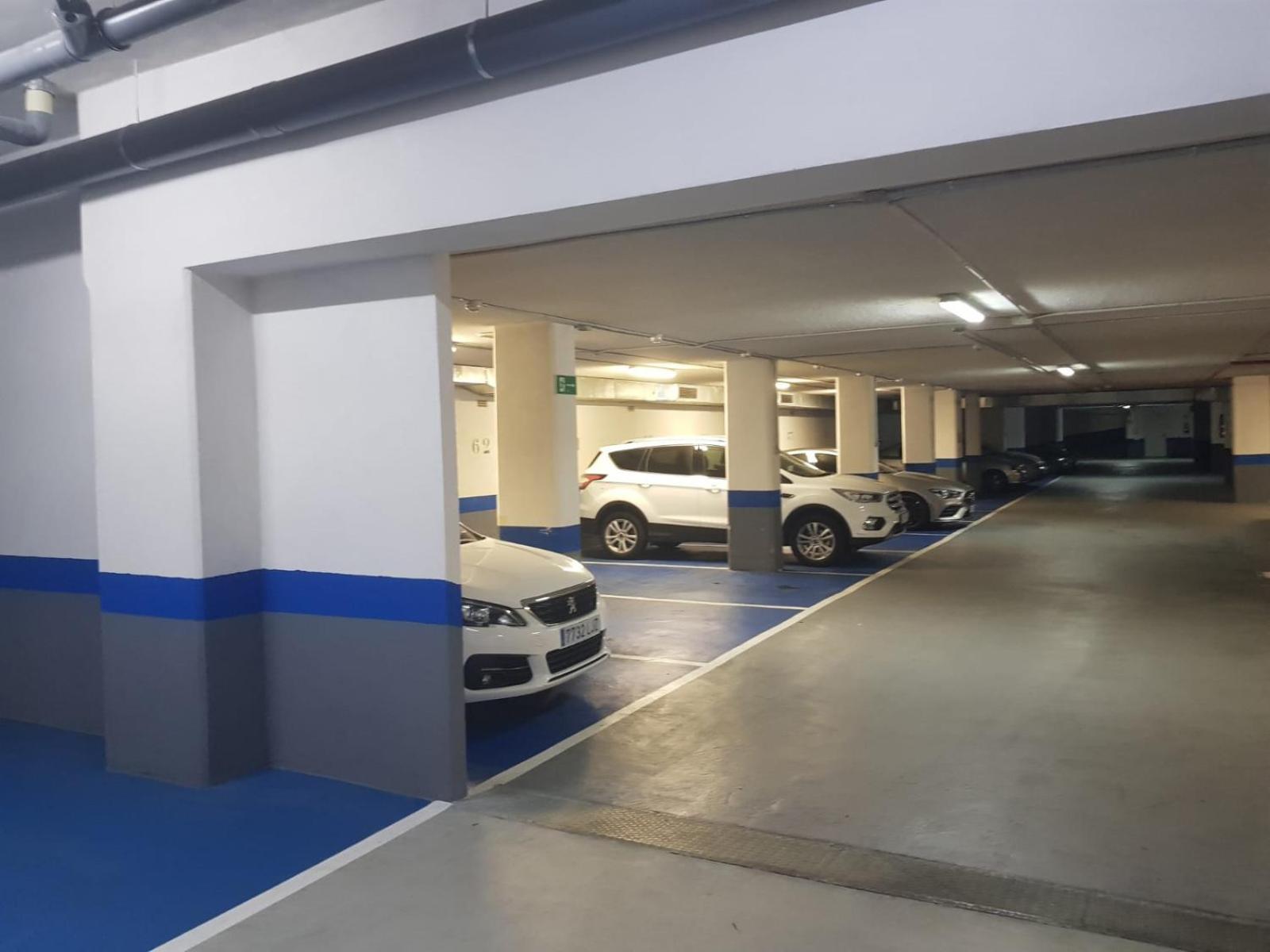 Vivienda Turistica En Bilbao La Vieja Con Wifi Y Parking Apartment Exterior photo
