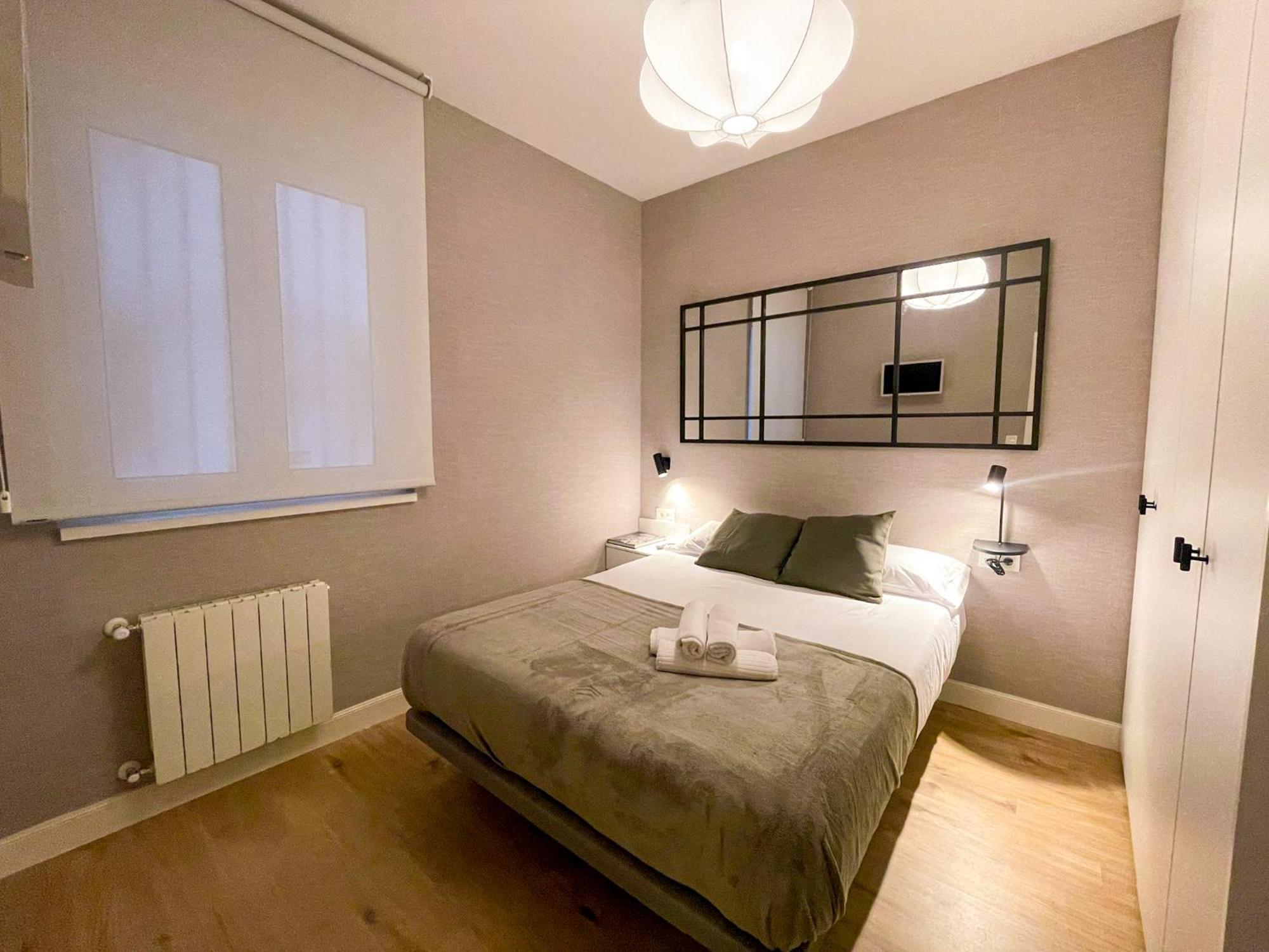 Vivienda Turistica En Bilbao La Vieja Con Wifi Y Parking Apartment Exterior photo